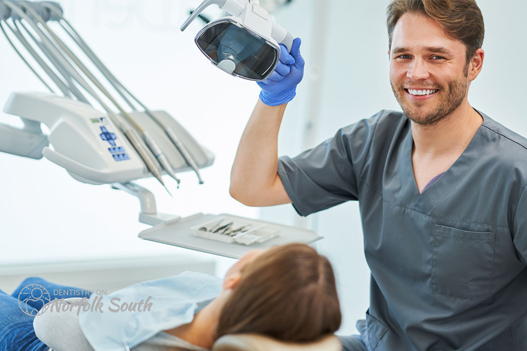 The Pros and Cons of Cosmetic Dental Procedures