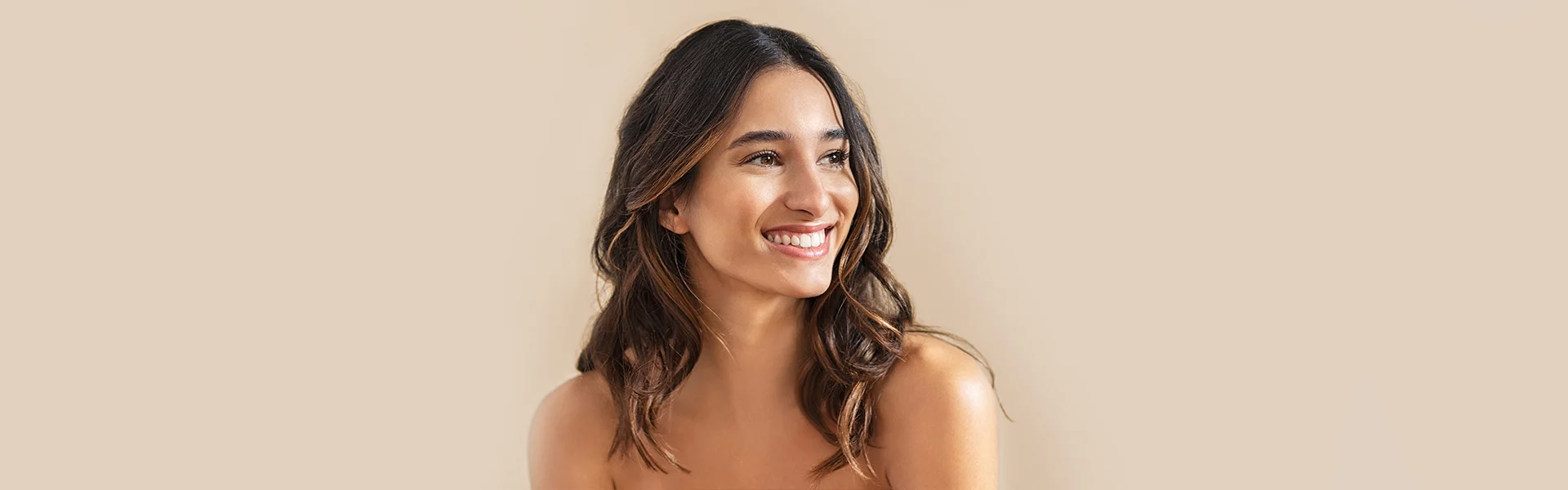 Smiling girl with good dental hygiene.