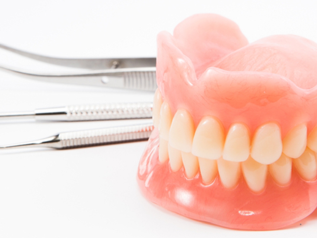 Explore the Benefits of Modern Denture Solutions